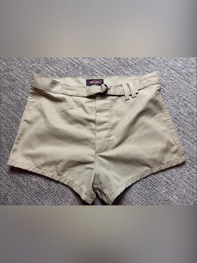 TRU Spec High-Waist Khaki Women's Shorts with Belt Loop Detail size 34 Button Fl